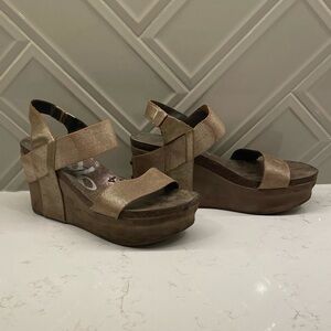 OTBT Bushnell Platform Wedge Sandal